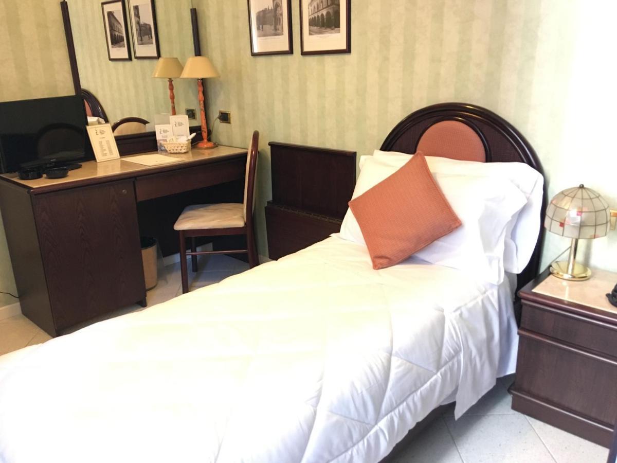 Albergo Sapori 토얼 외부 사진