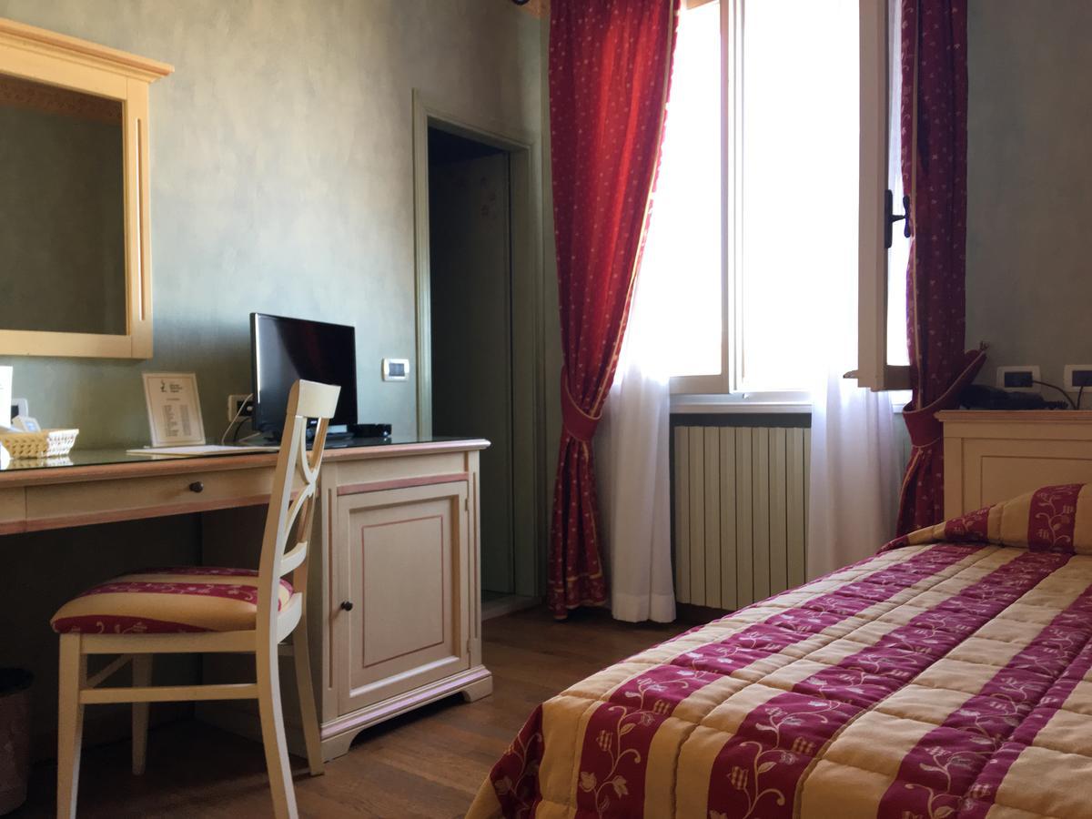 Albergo Sapori 토얼 외부 사진