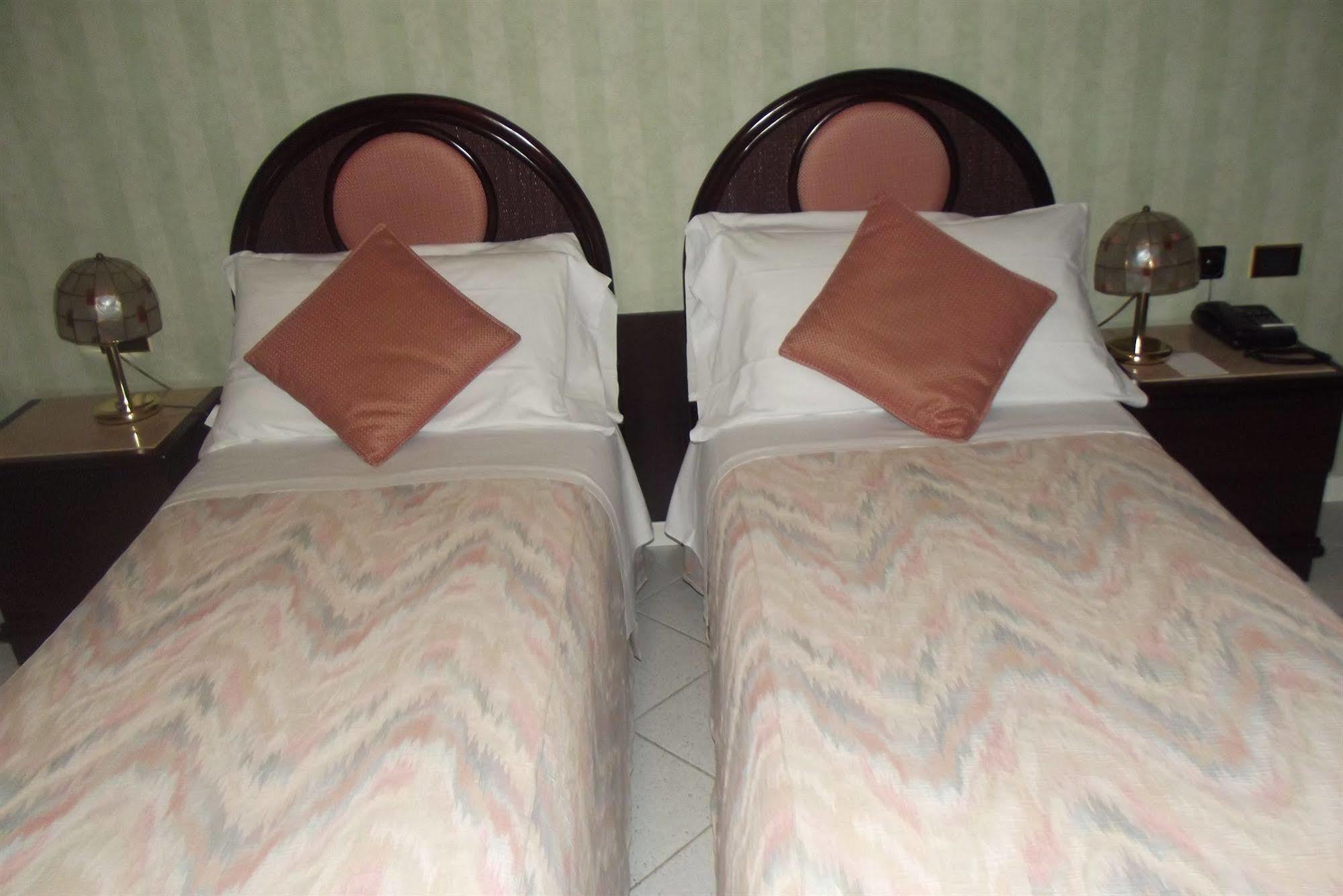 Albergo Sapori 토얼 외부 사진