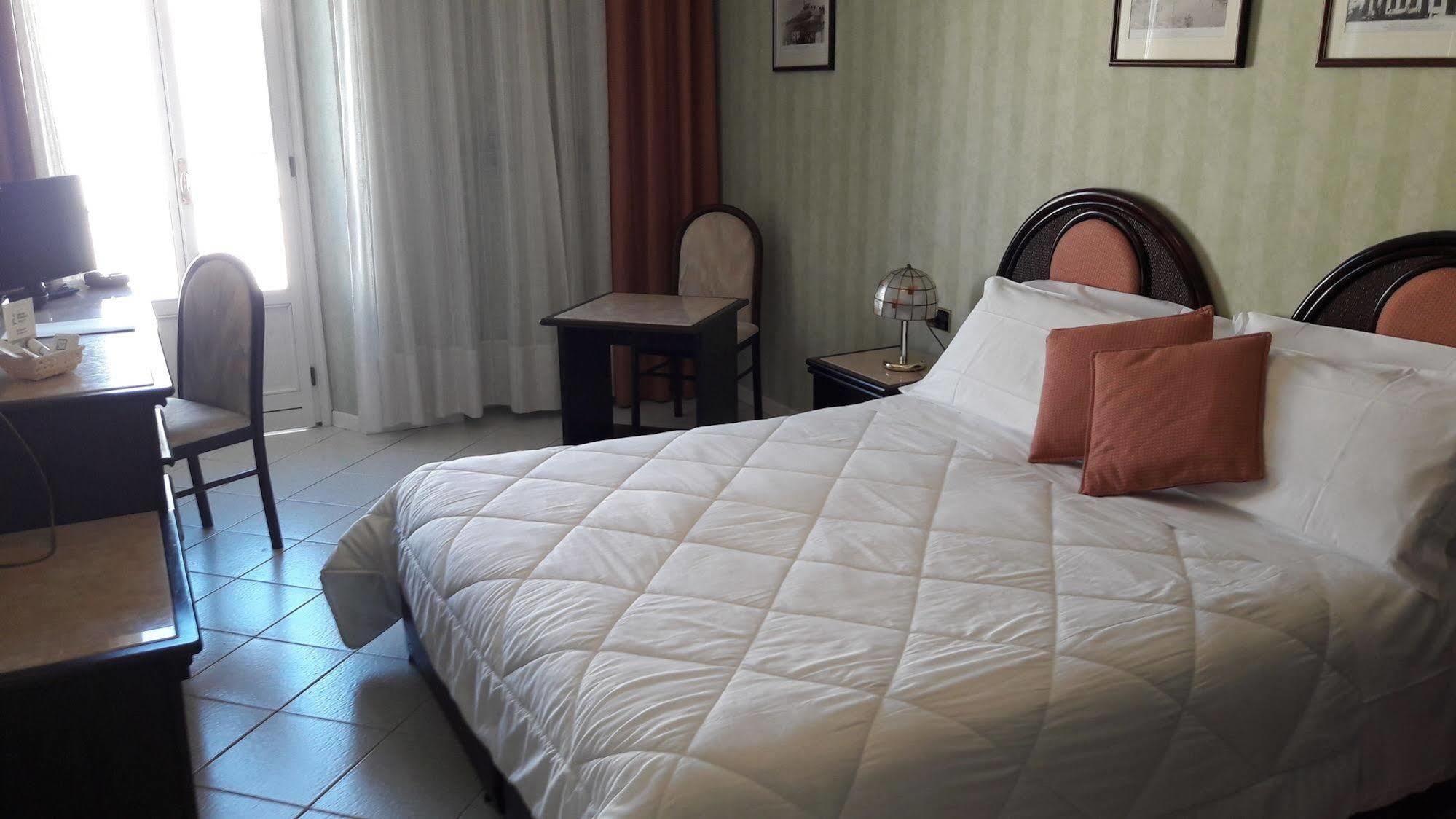 Albergo Sapori 토얼 외부 사진